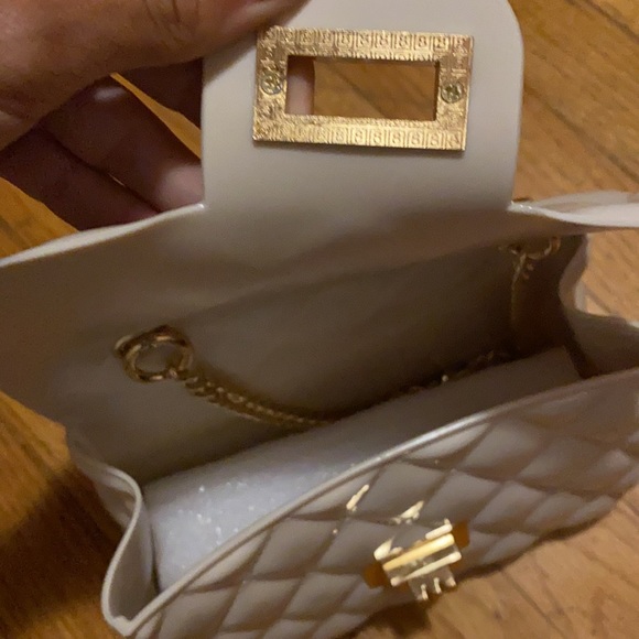 Purse - Picture 2 of 2